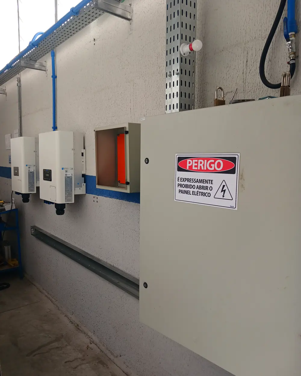 Painel elétrico industrial montado pela D'Locman